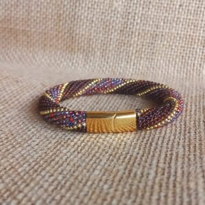 Ilde de Oya con cierre magnético de acero inoxidable